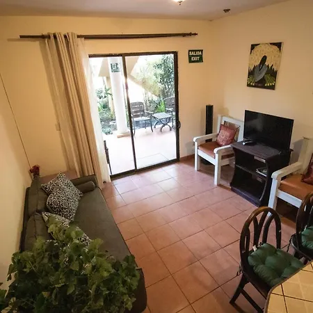Anona Guesthouse