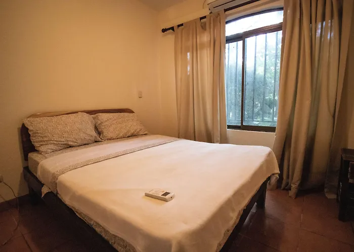 Anona Aparthotel 3*